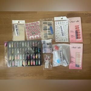 Elegant Nails Art Set - Multicolor